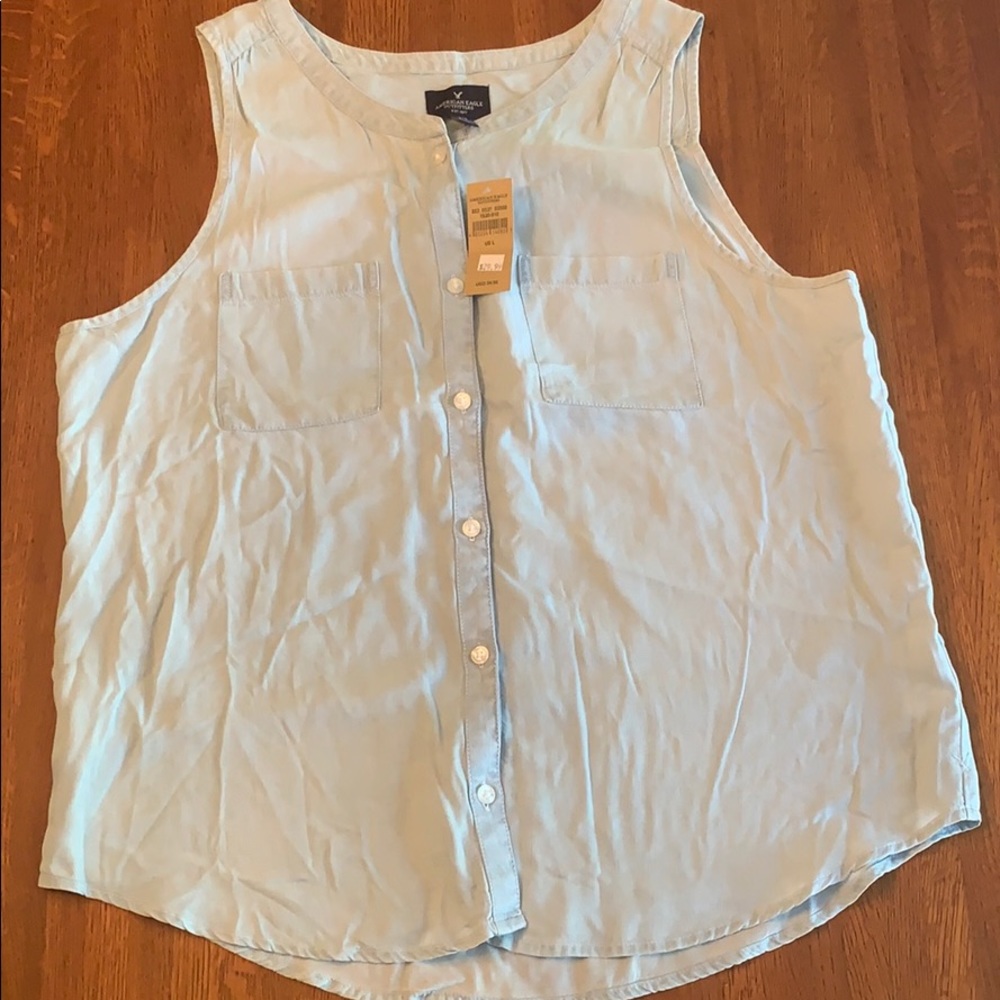 American Eagle Chambray Light Blue Button Tank, L